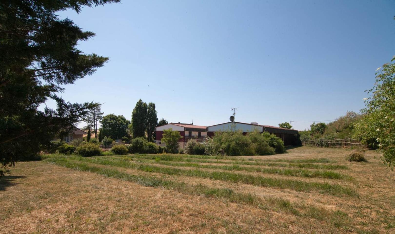 Le Magiot Montliot-et-Courcelles Exterior foto
